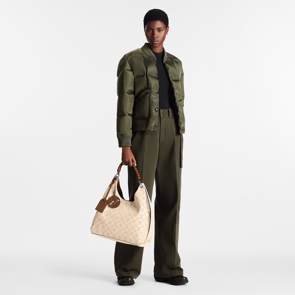 💔SOLD💔 Louis Vuitton Carmel Mahina - Picture 10 of 11